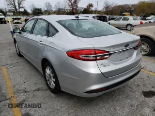 2017 Ford Fusion S with VIN 3FA6P0G77HR273995, listed as a Copart auction lot 82822813 with 113,568 mi miles and Non Repairable. Bid and sale history available at DreamBid. Image 3.