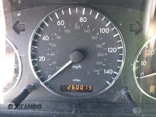 2005 Mercedes-Benz M 350 с VIN 4JGAB57E15A541021, выставлен на аукционе IAAI как лот 42686582 с пробегом 260 079 миль миль и . История ставок и продаж доступна на DreamBid. Изображение 7.