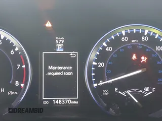 2015 Toyota Highlander XLE z VIN 5TDJKRFH8FS119758, wystawiony jako IAAI lot #42367279 z przebiegiem 148 370 mil mil oraz . Historia ofert i sprzedaży dostępna na DreamBid. Obrazek 7.