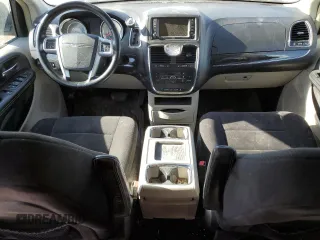 2011 Chrysler Town & Country Touring with VIN 2A4RR5DG8BR646925, listed as a Copart auction lot 48337055 with 181,881 mi miles and Salvage Title. Bid and sale history available at DreamBid. Image 8.