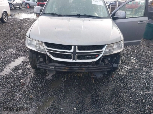 2017 Dodge Journey SXT with VIN 3C4PDCBG0HT526898, listed as a IAAI auction lot 41200721 with 116,946 mi miles. Bid and sale history available at carsss.com. Image 6.
