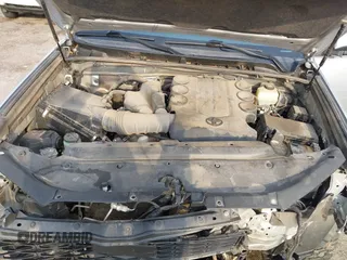 2021 Toyota 4Runner SR5 with VIN JTEMU5JR1M5937878, listed as a IAAI auction lot 42130560 with 85,547 mi miles and . Bid and sale history available at DreamBid. Image 10.