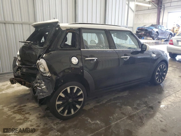 2017 MINI Hardtop 4 Door Cooper S with VIN WMWXU3C33H2F49198, listed as a Copart auction lot 45210935 with 139332 miles and Salvage Title. Bid and sale history available at carsss.com. Image 3.