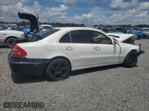 2003 Mercedes-Benz E 320 z VIN WDBUF65J33A131165, wystawiony jako Copart lot #58380895 z przebiegiem Nie podano mil oraz Szkoda całkowita • Salvage title. Historia ofert i sprzedaży dostępna na DreamBid. Obrazek 3.