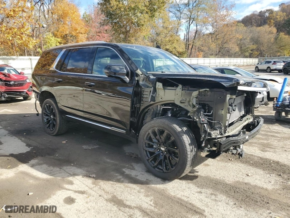 2024 Cadillac Escalade Premium Luxury with VIN 1GYS4BKL1RR181502, listed as a Copart auction lot 77155704 with 6,588 mi miles and Salvage Title. Bid and sale history available at carsss.com. Image 4.