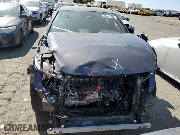 2023 Toyota Crown XLE with VIN JTDAAAAF4P3001252, listed as a Copart auction lot 68485534 with 29,648 mi miles and Salvage Title. Bid and sale history available at carsss.com. Image 5.