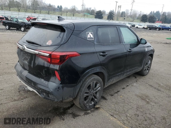2021 Kia Seltos LX with VIN KNDEPCAA3M7094589, listed as a Copart auction lot 43071275 with 51,213 mi miles and Salvage Title. Bid and sale history available at carsss.com. Image 3.