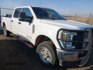 2018 Ford Super Duty F-250 SRW XL with VIN 1FT7W2BT5JEB73615, listed as a IAAI auction lot 41792382 with 257,975 mi miles. Bid and sale history available at carsss.com. Image 1.