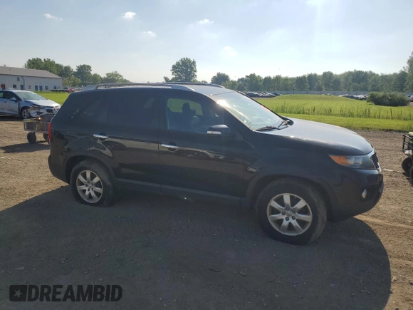 2013 Kia Sorento LX with VIN 5XYKT3A67DG393578, listed as a Copart auction lot 63515725 with 118,168 mi miles and Clean title. Bid and sale history available at DreamBid. Image 4.