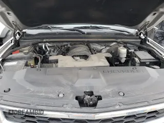2016 Chevrolet Tahoe LT z VIN 1GNSKBKC4GR438992, wystawiony jako Copart lot #53170915 z przebiegiem 129 009 mil mil oraz Szkoda całkowita • Salvage title. Historia ofert i sprzedaży dostępna na DreamBid. Obrazek 12.