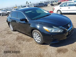 2016 Nissan Altima SV with VIN 1N4AL3AP0GC222075, listed as a IAAI auction lot 41994168 with 118,215 mi miles and . Bid and sale history available at carsss.com. Image 1.