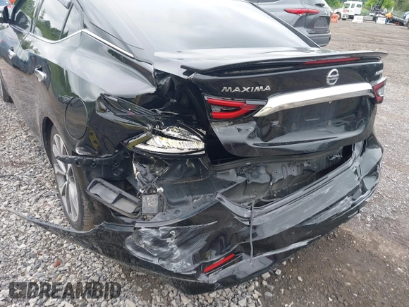 2021 Nissan Maxima Platinum with VIN 1N4AA6FVXMC516268, listed as a IAAI auction lot 42591233 with 138,647 mi miles and . Bid and sale history available at DreamBid. Image 6.