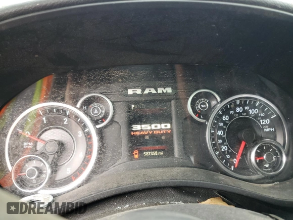 2021 Ram 3500 Tradesman with VIN 3C63RRGL3MG514716, listed as a Copart auction lot 44049845 with 587,358 mi miles and Salvage Title. Bid and sale history available at carsss.com. Image 9.