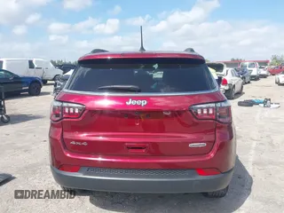 2022 Jeep Compass Latitude Lux с VIN 3C4NJDFBXNT129800, выставлен на аукционе IAAI как лот 42108134 с пробегом 69 720 миль миль и . История ставок и продаж доступна на DreamBid. Изображение 16.