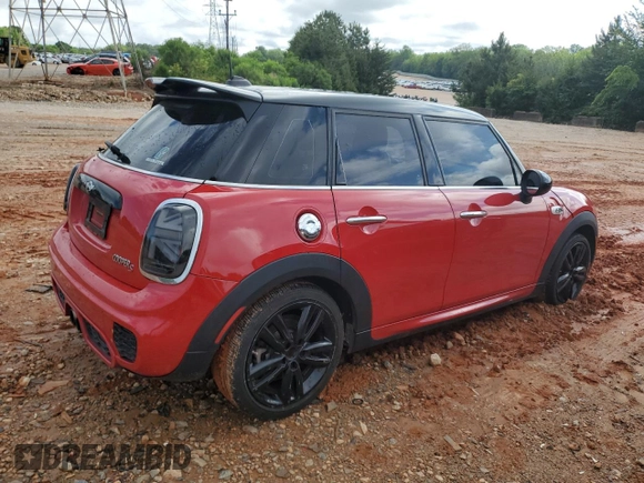 2015 MINI Hardtop 4 Door S z VIN WMWXU3C5XF2B56037, wystawiony jako Copart lot #56588425 z przebiegiem 149 210 mil mil oraz Szkoda całkowita • Salvage title. Historia ofert i sprzedaży dostępna na DreamBid. Obrazek 3.