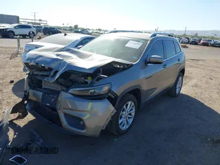 2019 Jeep Cherokee Latitude with VIN 1C4PJLCB2KD474165, listed as a IAAI auction lot 42100594 with 91,363 mi miles and . Bid and sale history available at DreamBid. Image 17.