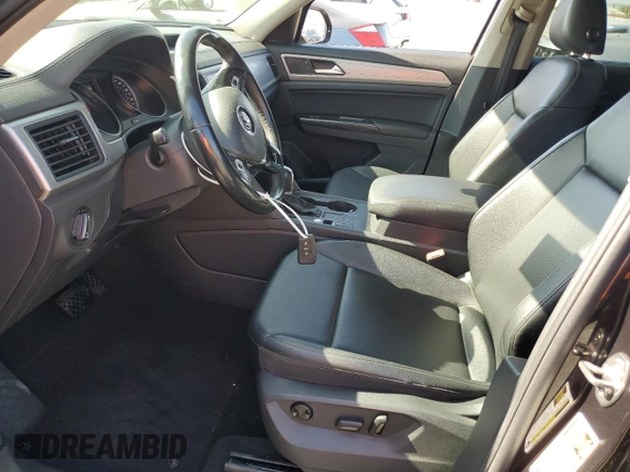 2019 Volkswagen Atlas SE with VIN 1V2DR2CA5KC537910, listed as a Copart auction lot 57333145 with 181,102 mi miles and Salvage title. Bid and sale history available at DreamBid. Image 7.