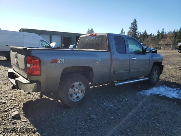 2012 Chevrolet Silverado 1500 LT with VIN 1GCRKSE72CZ322089, listed as a Copart auction lot 44992265 with 173,770 mi miles and Salvage Title. Bid and sale history available at carsss.com. Image 3.