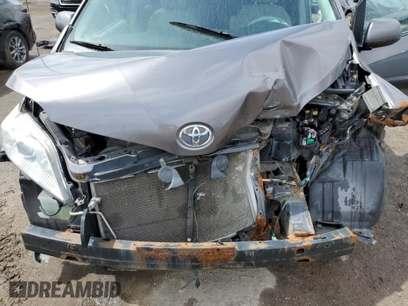 2011 Toyota Sienna with VIN 5TDZK3DC4BS081429, listed as a Copart auction lot 51644065 with 0 mi miles and Salvage Title. Bid and sale history available at carsss.com. Image 12.
