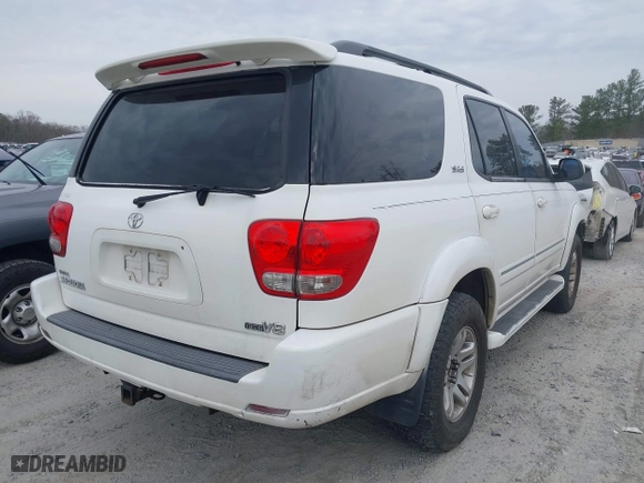 2005 Toyota Sequoia SR5 with VIN 5TDZT34A95S248173, listed as a IAAI auction lot 41672405 with 258,738 mi miles. Bid and sale history available at carsss.com. Image 4.