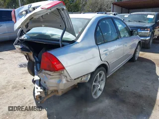 2002 Honda Civic LX with VIN 1HGES15562L039463, listed as a IAAI auction lot 41851232 with 173,411 mi miles. Bid and sale history available at carsss.com. Image 4.