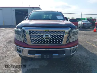 2016 Nissan Titan Platinum Reserve z VIN 1N6BA1F25GN500184, wystawiony jako IAAI lot #42185647 z przebiegiem 176 417 mil mil oraz . Historia ofert i sprzedaży dostępna na DreamBid. Obrazek 6.