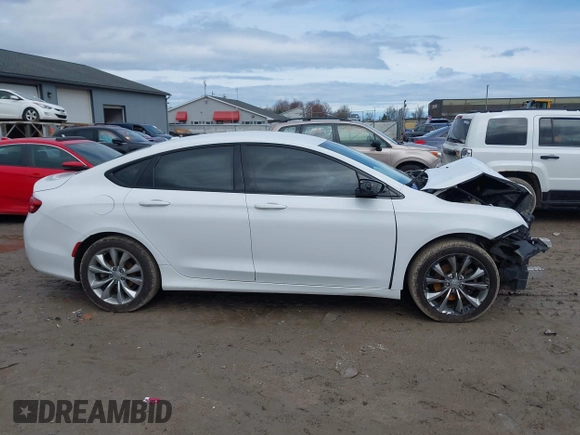 2015 Chrysler 200 S with VIN 1C3CCCBB9FN754311, listed as a IAAI auction lot 41920993 with 104,944 mi miles. Bid and sale history available at carsss.com. Image 13.