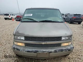 2003 Chevrolet Astro z VIN 1GNEL19X33B102489, wystawiony jako Copart lot #55686585 z przebiegiem 200 050 mil mil oraz Szkody całkowita. Historia ofert i sprzedaży dostępna na DreamBid. Obrazek 5.