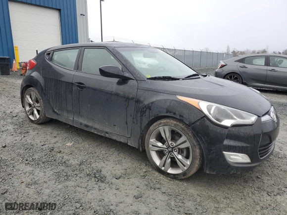 2013 Hyundai Veloster RE:MIX with VIN KMHTC6AD9DU090736, listed as a Copart auction lot 81750394 with 181,773 mi miles and Salvage Title. Bid and sale history available at carsss.com. Image 4.