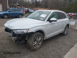 2022 Audi Q5 S line Premium z VIN WA1GAAFY6N2119787, wystawiony jako IAAI lot #40859968 z przebiegiem 46 771 mil mil oraz . Historia ofert i sprzedaży dostępna na DreamBid. Obrazek 17.