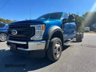 2022 Ford F-550 XL with VIN 1FD0W5HT1NEE74054, listed as a Copart auction lot 75479534 with 186,004 mi miles and Clean Title. Bid and sale history available at carsss.com. Image 1.