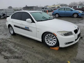 2009 BMW 3 Series 328i with VIN WBAPH53579A438546, listed as a Copart auction lot 85115464 with 86,775 mi miles and Salvage title. Bid and sale history available at DreamBid. Image 4.