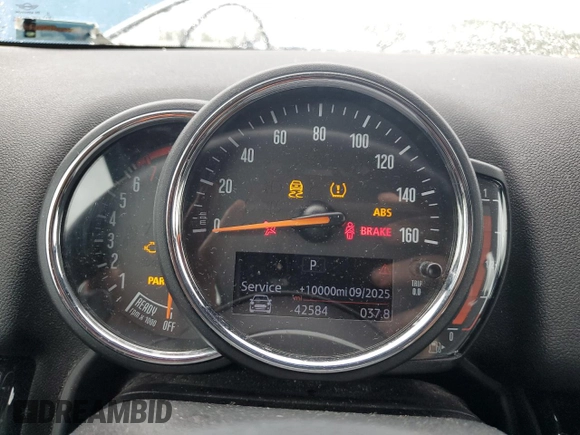 2020 MINI Countryman Cooper S with VIN WMZYW7C08L3L75384, listed as a Copart auction lot 72835914 with 42,584 mi miles and Salvage Title. Bid and sale history available at carsss.com. Image 9.