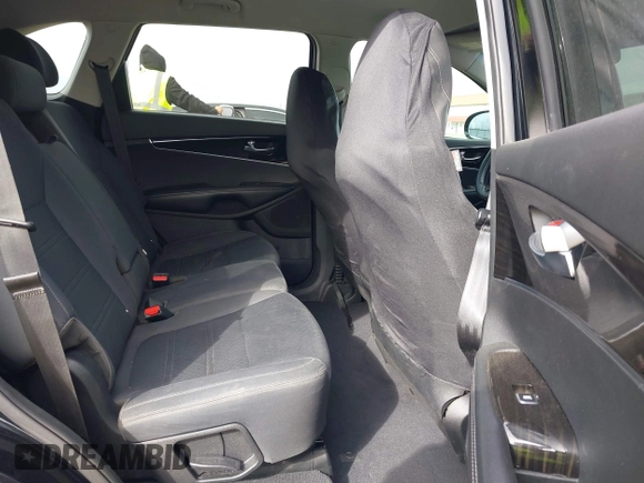 2019 Kia Sorento LX with VIN 5XYPG4A52KG607851, listed as a IAAI auction lot 38852510 with 72,723 mi miles and . Bid and sale history available at DreamBid. Image 8.