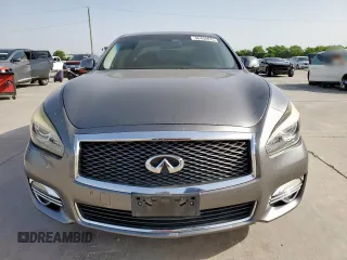 2015 Infiniti Q70 z VIN JN1BY1AR1FM561848, wystawiony jako Copart lot #56432875 z przebiegiem 145 158 mil mil oraz Szkody całkowita. Historia ofert i sprzedaży dostępna na DreamBid. Obrazek 5.