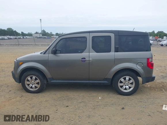 2008 Honda Element EX z VIN 5J6YH28718L012106, wystawiony jako IAAI lot #42365078 z przebiegiem 268 554 mil mil oraz . Historia ofert i sprzedaży dostępna na DreamBid. Obrazek 14.