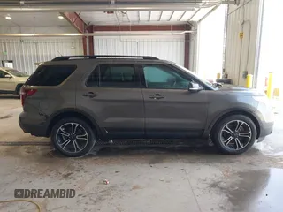 2015 Ford Explorer Sport z VIN 1FM5K8GT8FGC37667, wystawiony jako IAAI lot #42782439 z przebiegiem 155 662 mil mil oraz . Historia ofert i sprzedaży dostępna na DreamBid. Obrazek 13.