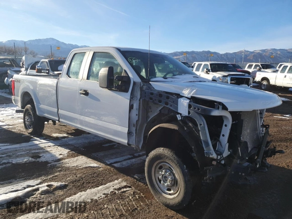2021 Ford Super Duty F-250 SRW XL with VIN 1FT7X2BN7MED47932, listed as a Copart auction lot 82804414 with 0 mi miles and Salvage Title. Bid and sale history available at carsss.com. Image 4.