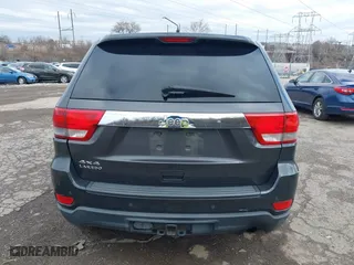 2011 Jeep Grand Cherokee Laredo with VIN 1J4RR4GG7BC721483, listed as a IAAI auction lot 41810180 with 181,558 mi miles. Bid and sale history available at carsss.com. Image 17.
