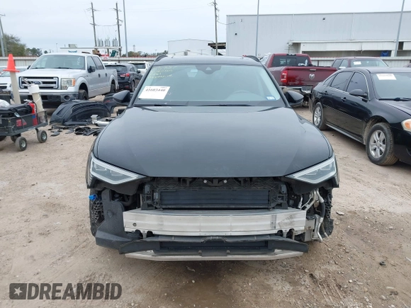 2021 Audi e-tron Premium with VIN WA1AAAGE6MB027927, listed as a IAAI auction lot 41603440 with 111,631 mi miles. Bid and sale history available at carsss.com. Image 13.