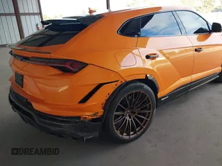 2023 Lamborghini Urus Performante z VIN ZPBUC3ZL6PLA25073, wystawiony jako IAAI lot #41450564 z przebiegiem 13 945 mil mil oraz . Historia ofert i sprzedaży dostępna na DreamBid. Obrazek 6.