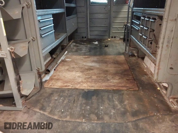 2017 Chevrolet Express Cargo с VIN 1GCWGAFF5H1150196, выставлен на аукционе IAAI как лот 42534915 с пробегом 156 776 миль миль и . История ставок и продаж доступна на DreamBid. Изображение 8.