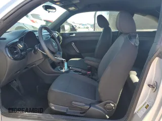 2014 Volkswagen Beetle Entry с VIN 3VWF17AT6EM642555, выставлен на аукционе Copart как лот 46953805 с пробегом 95 153 миль миль и Списание • Salvage title. История ставок и продаж доступна на DreamBid. Изображение 7.