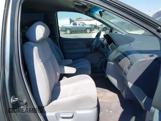 1999 Toyota Sienna LE with VIN 4T3ZF13C8XU109975, listed as a IAAI auction lot 42701961 with 194,529 mi miles and . Bid and sale history available at DreamBid. Image 5.