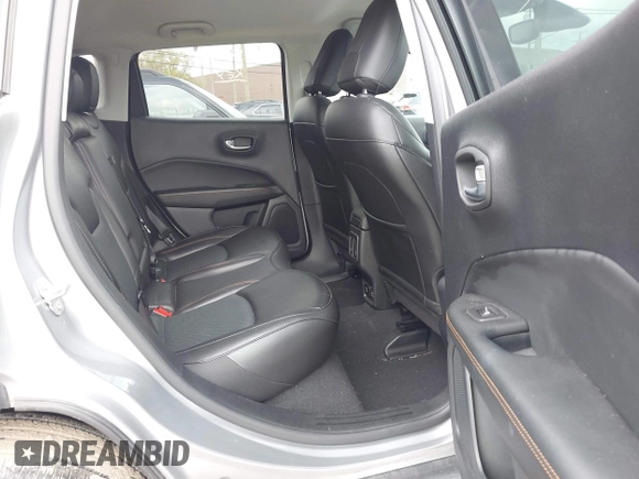 2020 Jeep Compass Limited with VIN 3C4NJDCB7LT233985, listed as a IAAI auction lot 42155583 with 28,929 mi miles and . Bid and sale history available at DreamBid. Image 8.