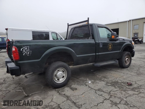2014 Ford F-250 XL with VIN 1FTBF2B69EEA26787, listed as a Copart auction lot 49214335 with 62,142 mi miles and Salvage title. Bid and sale history available at DreamBid. Image 3.