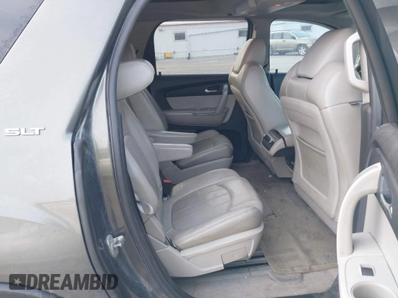 2011 GMC Acadia SLT2 with VIN 1GKKVSED0BJ186593, listed as a IAAI auction lot 41223398 with 253,411 mi miles. Bid and sale history available at carsss.com. Image 8.