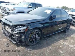 2019 Mercedes-Benz C 300 z VIN 55SWF8DB9KU321914, wystawiony jako IAAI lot #42032140 z przebiegiem 84 967 mil mil oraz . Historia ofert i sprzedaży dostępna na DreamBid. Obrazek 17.