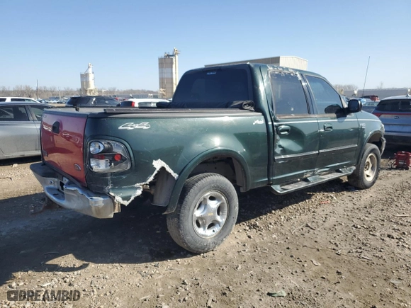 2001 Ford F-150 SuperCrew XLT with VIN 1FTRW08L61KA05388, listed as a Copart auction lot 45668035 with 0 mi miles and Salvage Title. Bid and sale history available at carsss.com. Image 3.