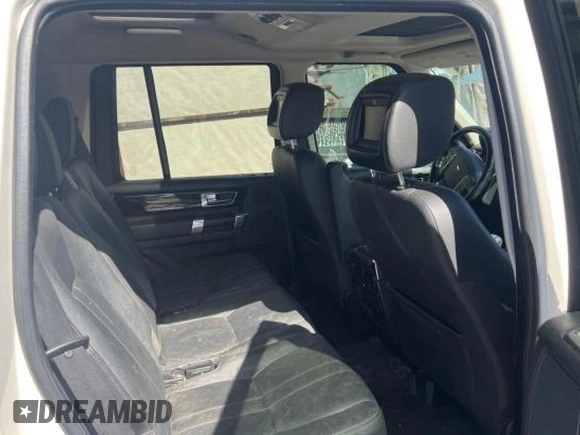 2010 Land Rover LR4 HSE с VIN SALAG2D4XAA542722, выставлен на аукционе Copart как лот 52212215 с пробегом 153 487 миль миль и Чистый • Clean title. История ставок и продаж доступна на DreamBid. Изображение 6.